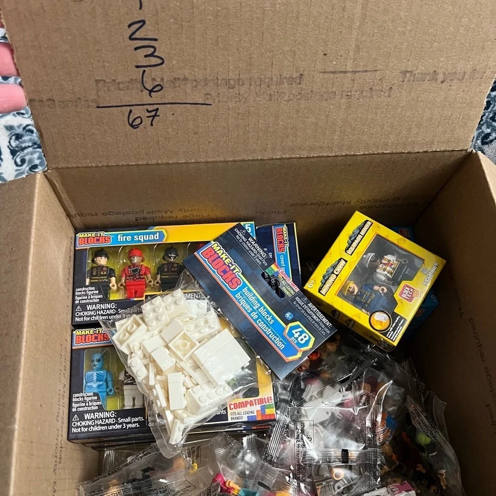 Make it Blocks Mini Figures Firefighters, Police Sets 65 NEW Building Packs